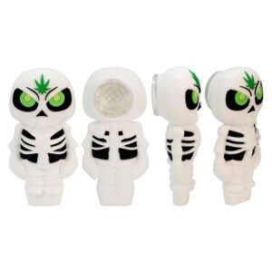 3.5 INCH SKULL MAN SILICONE PIPE WITH POT LEAF FORHEAD